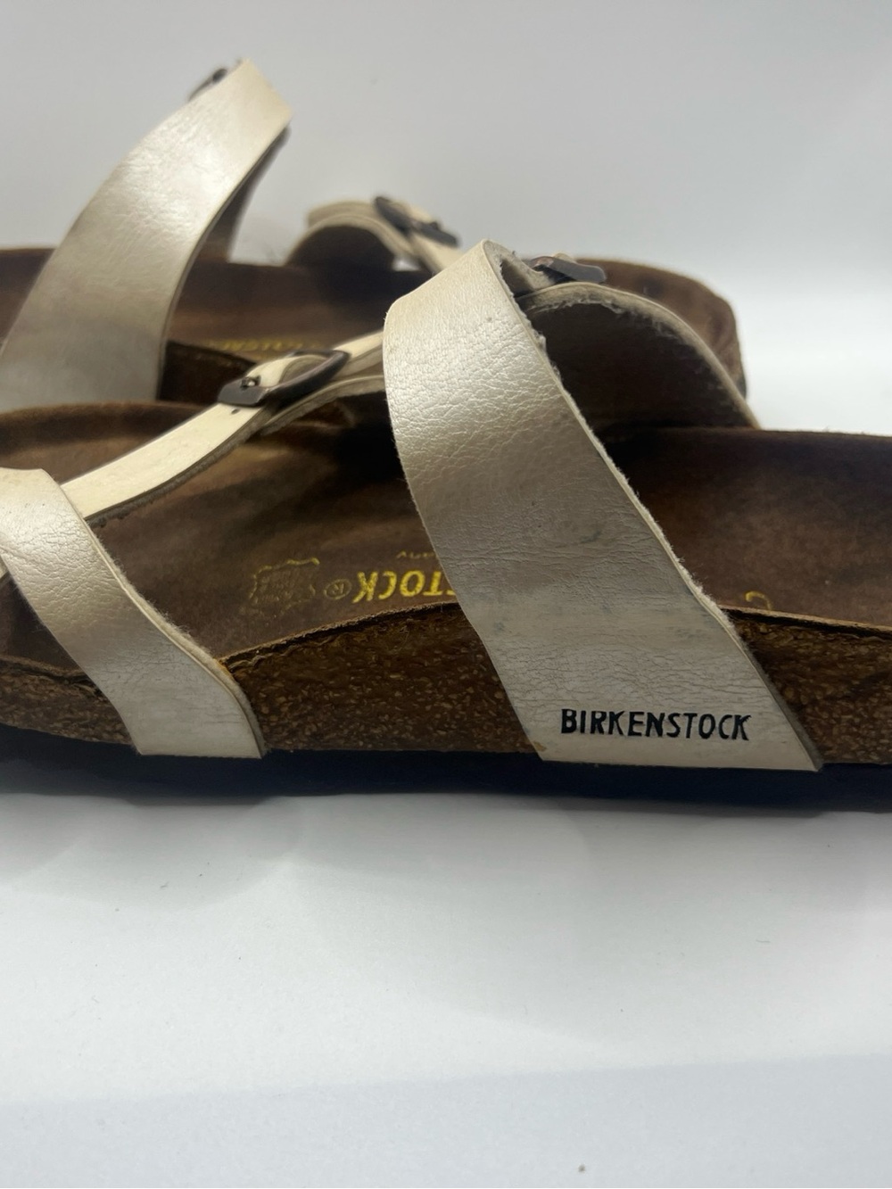 Birkenstock Women’s Metallic Cream Crisscross Buckle Sandals - Picture 3 of 7